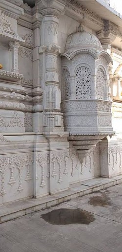 MAKRANA WHITE MARBLE STONE TEMPLE-